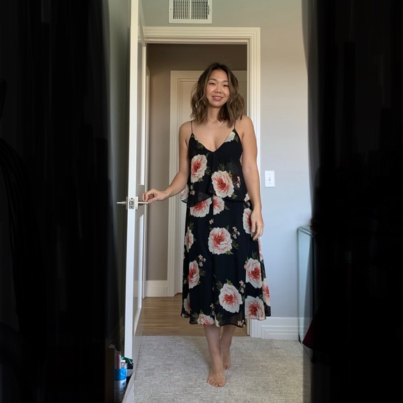 black floral flowy dress